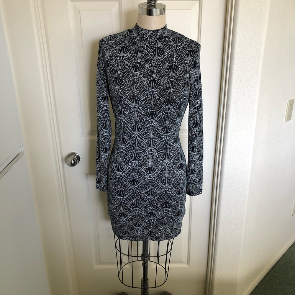 Shiny silver black tight dress